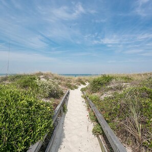 Apartment | 2 bedrooms, Internet - Sun-kissed Paradise With Garden View H204 (St. Augustine)