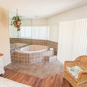 Apartment - Pool Oasis Sunny Retreat Near St Augustine (St. Augustine)