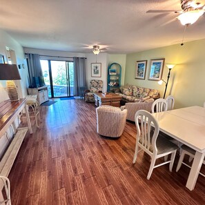 2 bedrooms, Internet - Sun-drenched Beachfront Oasis at Hibiscus Free Tix (St. Augustine)