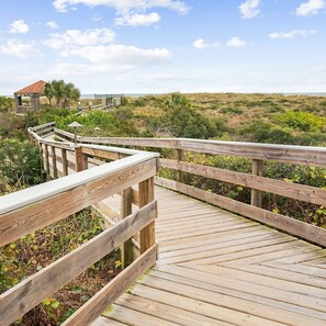 2 bedrooms, Internet - Sun-drenched Beachfront Oasis at Hibiscus Free Tix (St. Augustine)