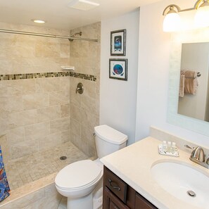 3 bedrooms, Internet - Sea Haven 221 Oceanfront Pool Comfort (St. Augustine)