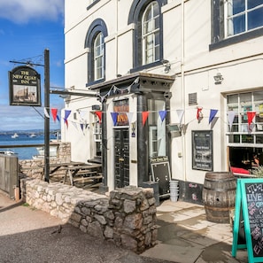 House | 3 bedrooms - The Terrace - Bright Characterful and Near Beaches (Teignmouth)