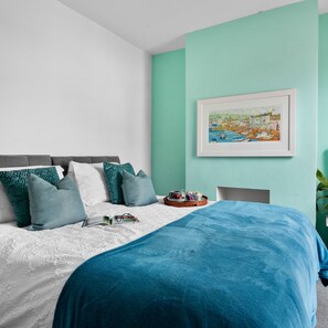 House - The Terrace - Bright Characterful and Near Beaches (Teignmouth)