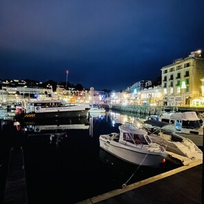 Room - The Moorings in Torquay (Torquay)