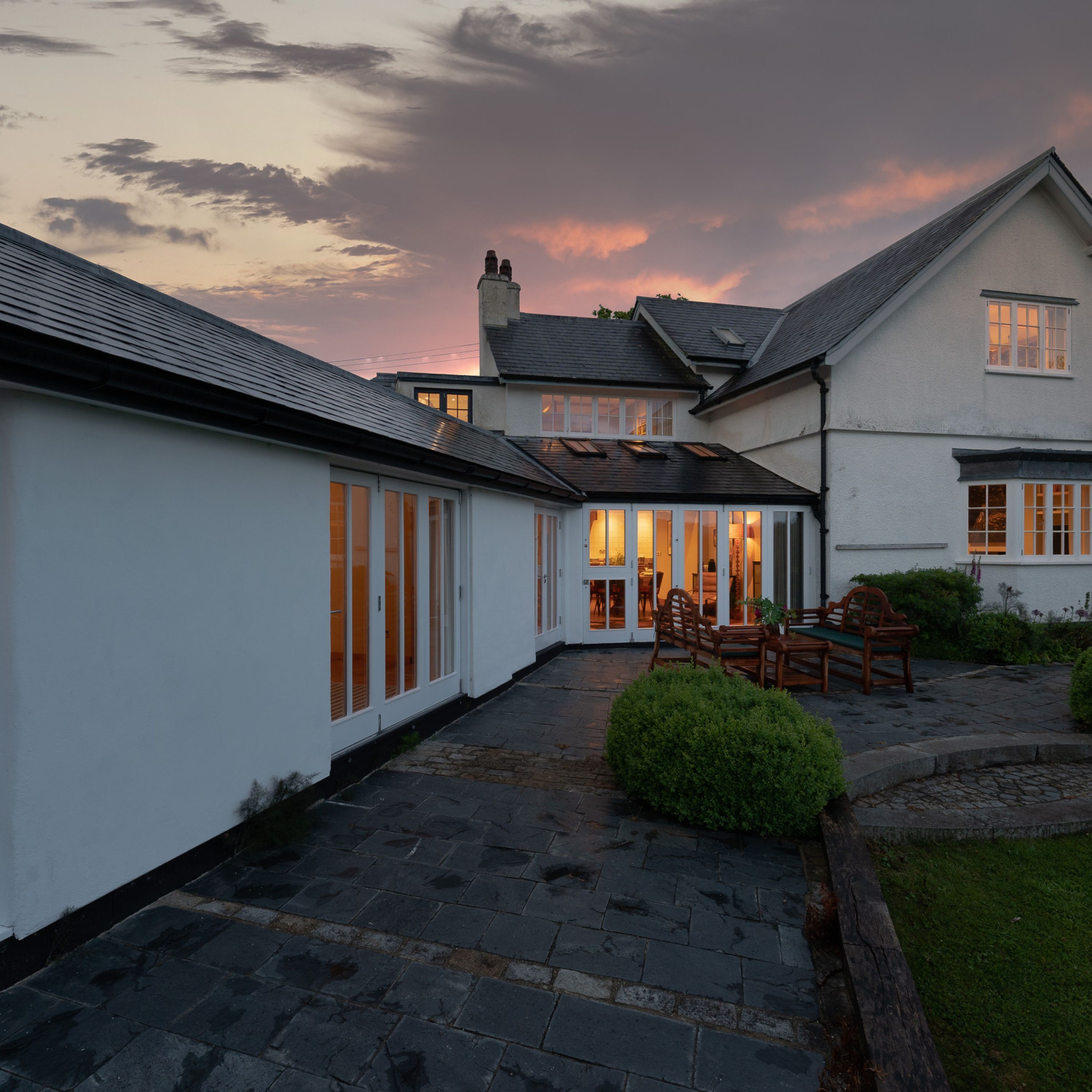 Nhà | 4 phòng ngủ 