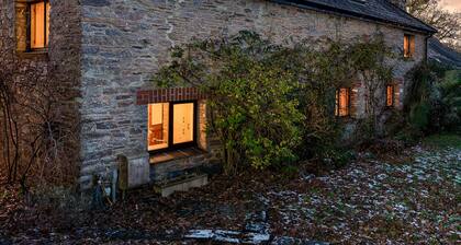 Old Coach House in Berry Pomeroy