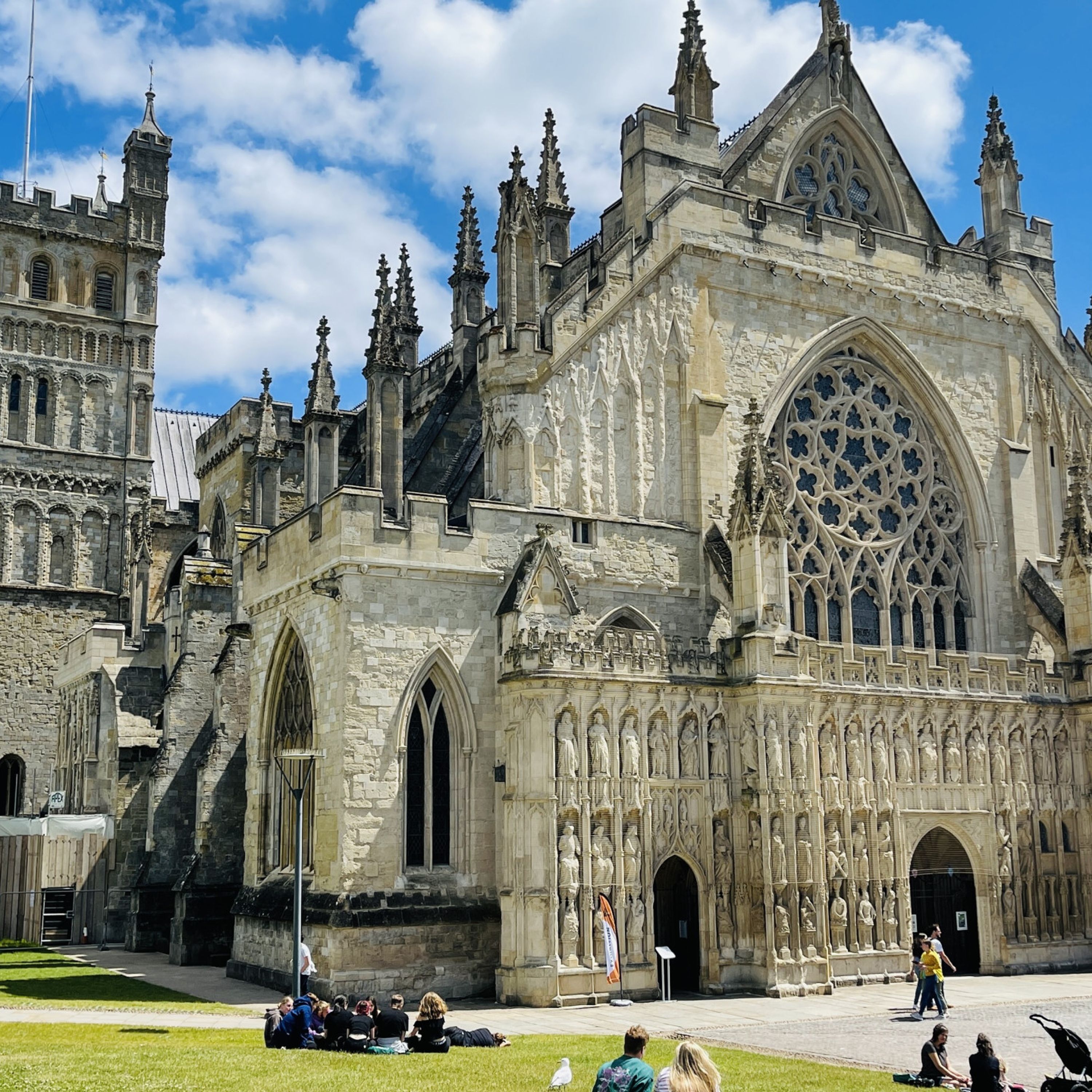 2 عدّة غرف نوم