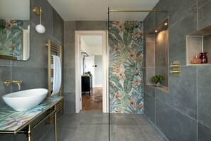 House | 5 bedrooms