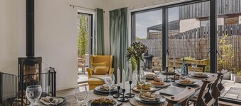 Heron House - Luxury Grand Designs Eco-home