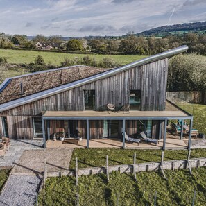 House | 5 bedrooms - Heron House - Luxury Grand Designs Eco-home (Honiton)