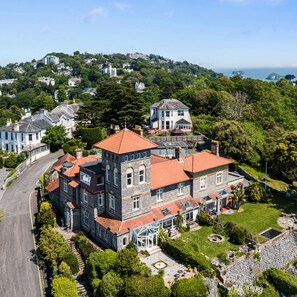 House, Smoking | 6 bedrooms - Vane Tower- Historic Retreat With Panoramic Sea Views (Torquay)