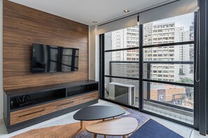 Exclusive Duplex, Balcony, City View | Living area | Flat-screen TV - Urbano Duplex (São Paulo)