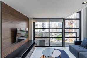 Exclusive Duplex, Balcony, City View | Living area | Flat-screen TV - Urbano Duplex (São Paulo)