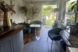 Interior - My Sky London House Near Attractions (London)