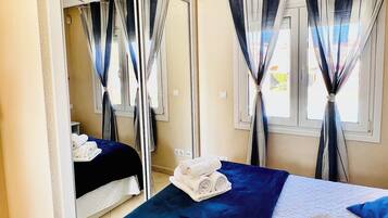 2 slaapkamers, een strijkplank/strijkijzer, wifi, beddengoed