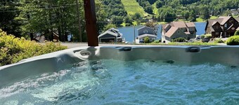 Center Stage by Taylor Made Deep Creek