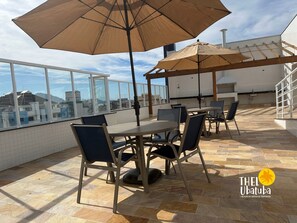 Outdoor dining - Thel Ubatuba - Apto 209, Portal da Serra - Toninhas (Ubatuba)