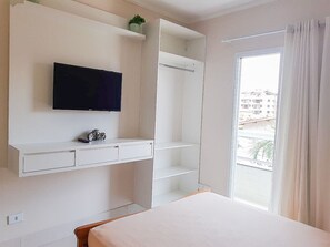 2 bedrooms, internet
