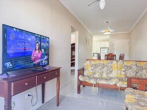 TV - Thel Ubatuba - Apto 407/B, Ana Luiza - Praia Grande (Ubatuba)