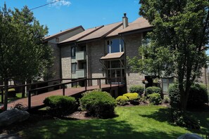 Exterior - Cozy 2BR/2BA at Seven Springs Mtn Villas; sleeps 10 for ski, golf, play, relax! (Champion)