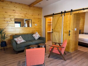 Living area - Charming 1BR Barn Retreat – Close to Hospitals, Parks & Town in  Mooresville (Mooresville)