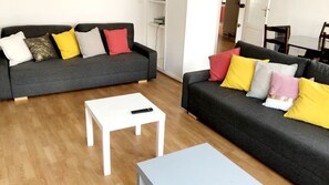 Télévision à écran plat