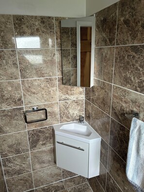 Chalet | Bathroom | Shower
