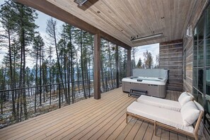 Terrace/patio - Elk Highlands Ski House (Whitefish)