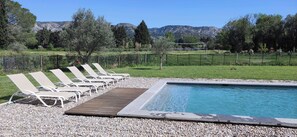 Pool - 8 Bedroom Agritourism property in Cavaillon (Cavaillon)