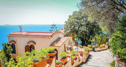 DEPANDANCE in Villa in San Felice Circeo
