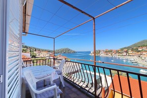 Balcony - Apartments Peselj, Brna (Smokvica)