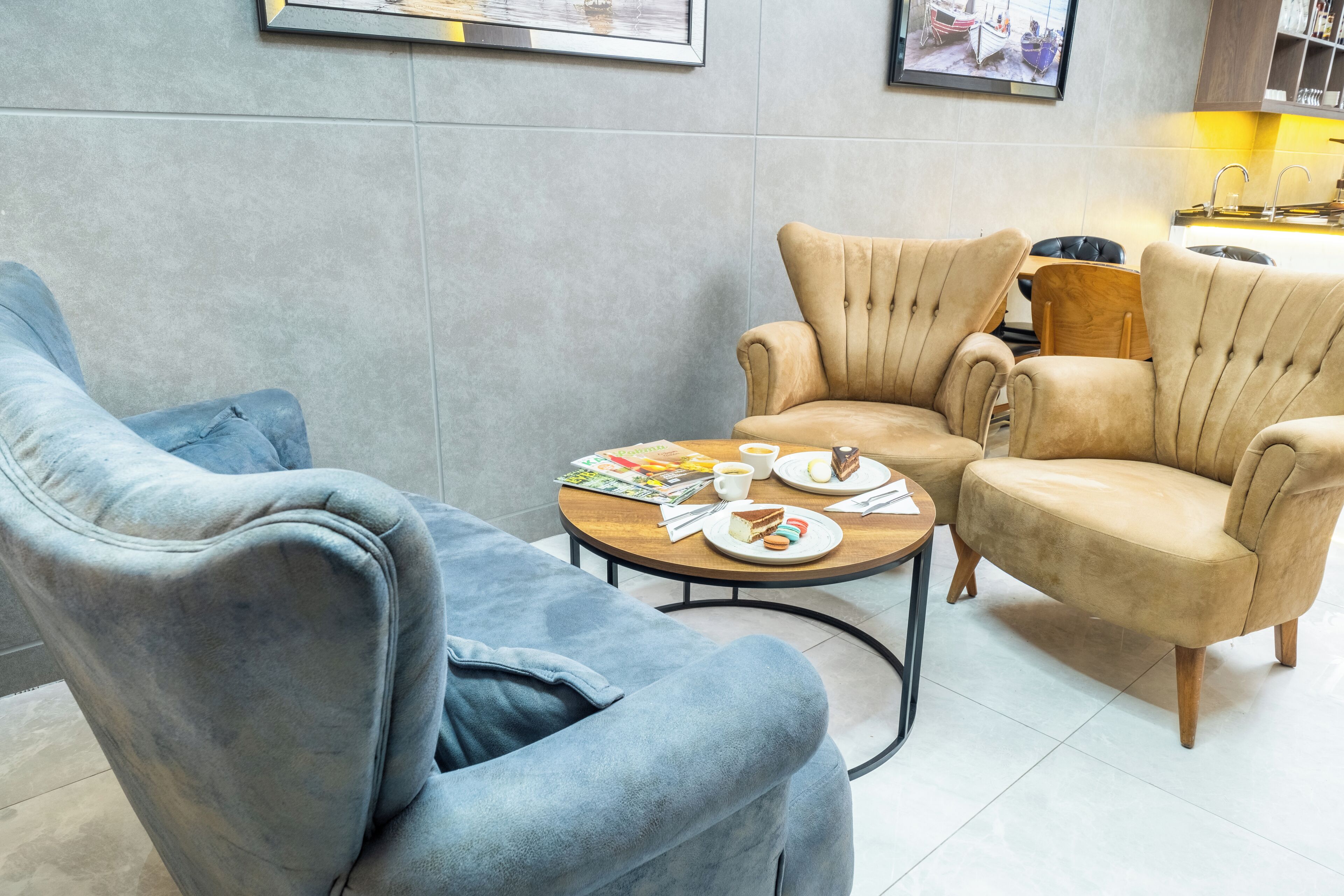 Photo - Luxury Life Suites