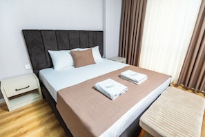 Deluxe Family suite | 2 bedrooms, premium bedding, memory foam beds, in-room safe - Luxury Life Suites (Istanbul)