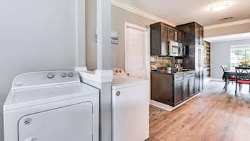 Rumah (3 Bedrooms) | Interior