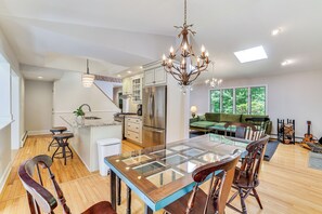 House (4 Bedrooms) | Interior - Cozy Woodland Home! Ski & Hike Coastal Connecticut (Killingworth)