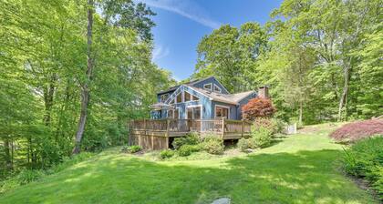 BBQ Ready: Quiet Connecticut Retreat w/ Fire Pit