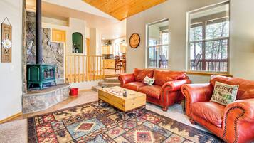 House (3 Bedrooms) | Front of property