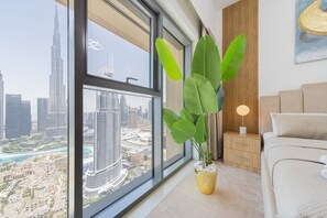 2 bedrooms, in-room safe, iron/ironing board, free WiFi