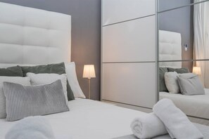 2 bedrooms