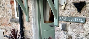 Cosy Lakeland Cottage with jacuzzi bath, log fires and a 4 poster bed. 