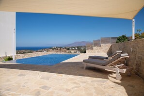 Outdoor pool - Villa Kassandra (Pitsidia)