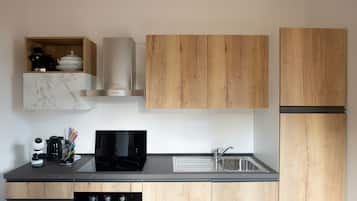 Réfrigérateur, four, plaque de cuisson, lave-vaisselle