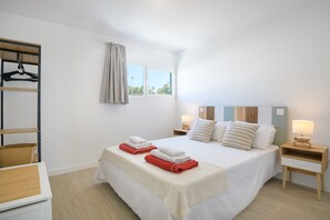 2 bedrooms, iron/ironing board, free WiFi, bed sheets - El Volcan de Masdache, Apartment 1 - Puerto del Carmen (Puerto del Carmen)