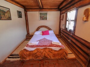 3 bedrooms, internet, bed sheets
