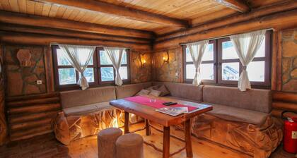 Ethno Village Dolina Mira - Three Bedroom Holiday Home - (Jahorina)