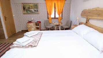 1 bedroom, internet, bed sheets