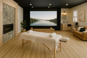 Spa - Liberty Lodge at Water’s Edge by Liberty with Golf Simulator (Municipality Of Chatham-Kent)