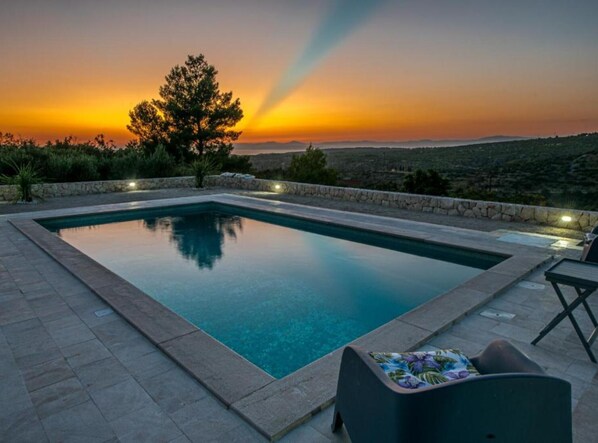 Pool - One Bedroom Apartment with Sea View (Bobovišca)