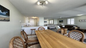 Interior - Pumicestone Chase U9 | Resort & Water Views (Caloundra)