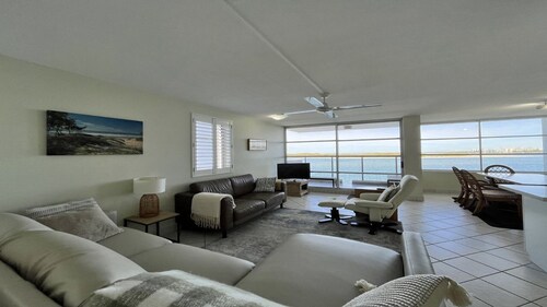 Pumicestone Chase U9 | Resort & Water Views